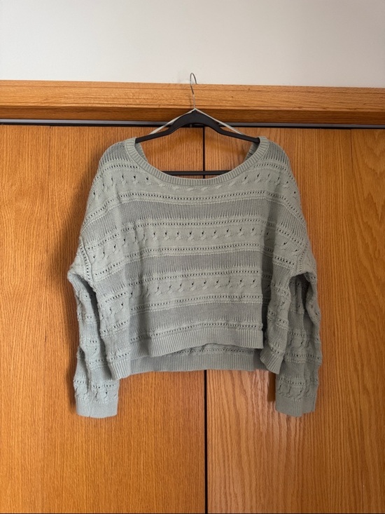 Hollister Sweaters - NWOT HOLLISTER Light Sage Knit Drop-Shoulder Sweater
